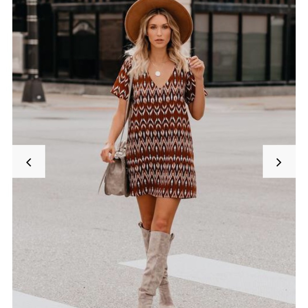 Vici shift dress